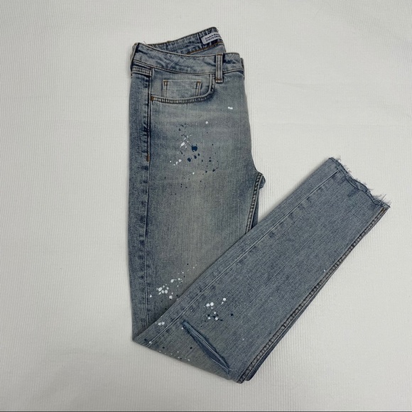 Mid Rise Skinny Paint Splattered Jeans 🎨